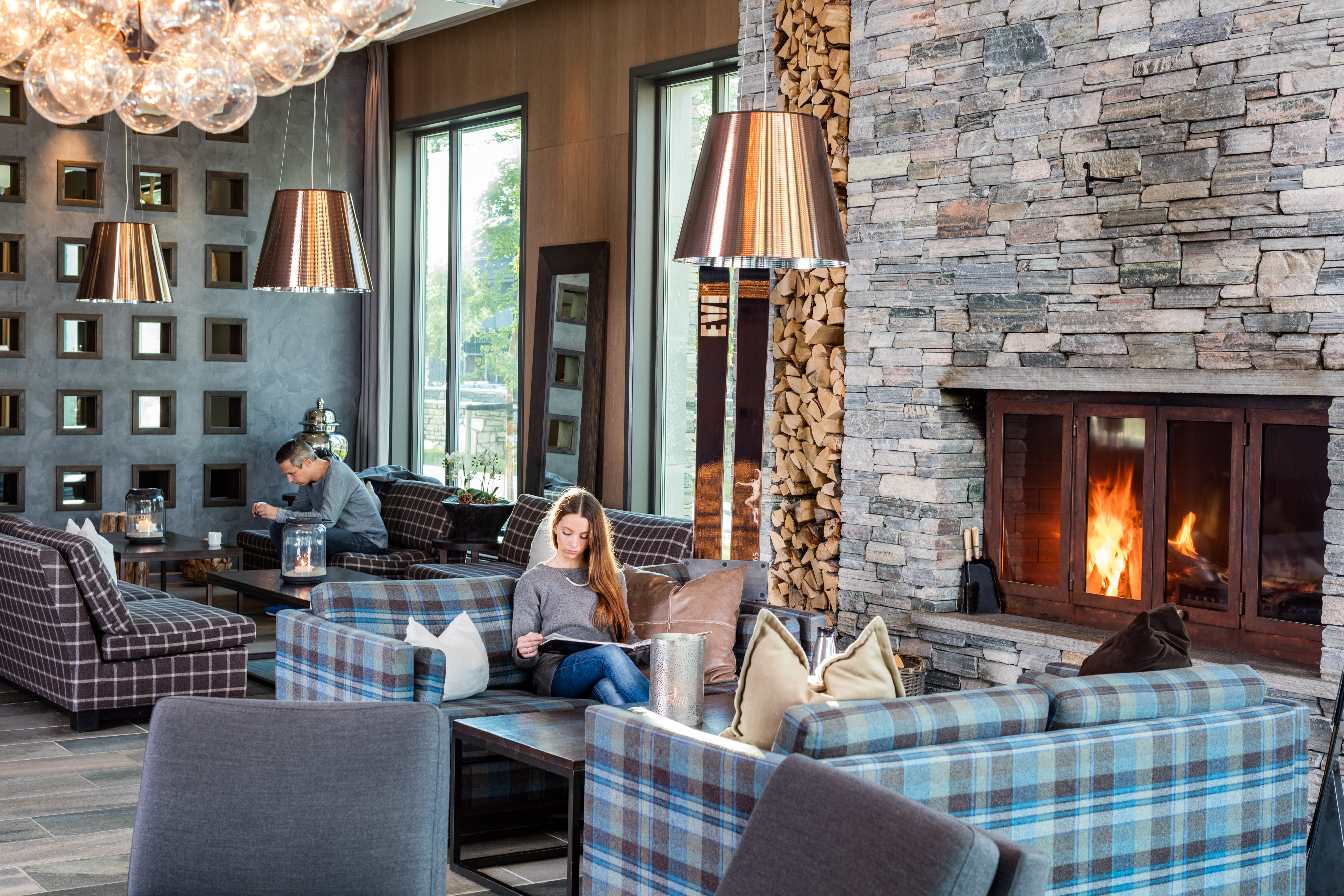 Skifer Hotel er et moderne hotell i Oppdal. Hotellet vårt har en imøtekommende og vennlig atmosfære bare 5 minutter fra skibakkene ved Oppdal Ski resort.
